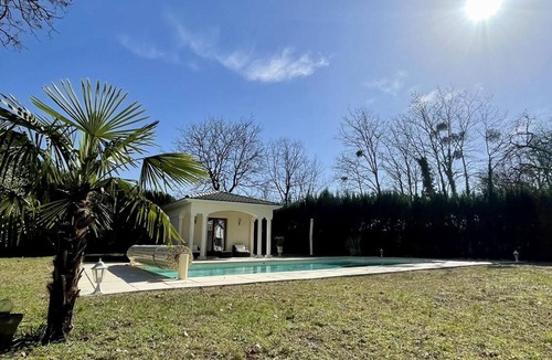 Saint-Yrieix-sur-Charente Villa | Villa Prestige