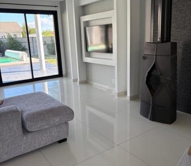 Cussac-Fort-Medoc Villa | Villa Prestige Cussac # Médoc