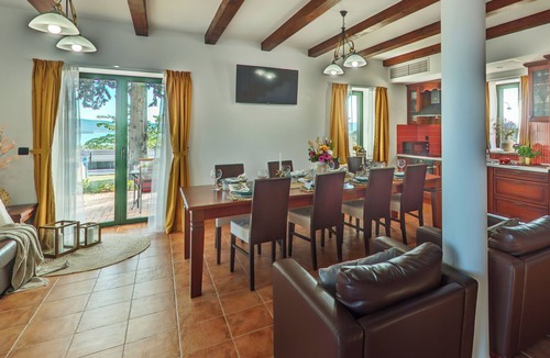 Sveti Filip i Jakov House | Villa Primorje