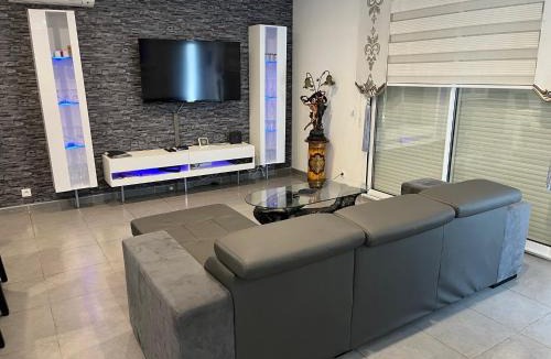 Pennautier Villa | Villa privative 3 chambres et piscine priv près Carcassonne