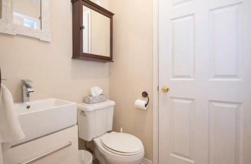 Saint Basile le Grand House | Villa proche de Montréal - Piscine - 4 ch - 9 pers