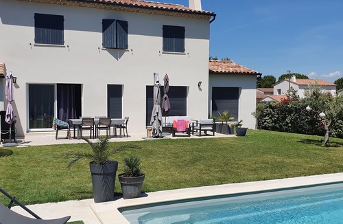 Caumont-sur-Durance Villa | Villa provençale res