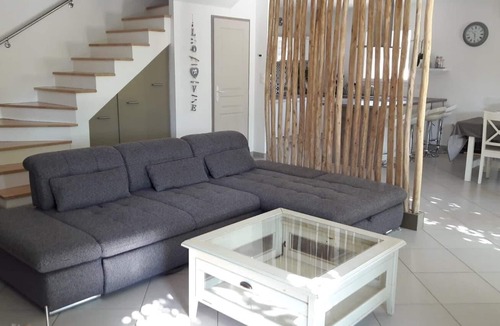 Ensues-la-Redonne House | Villa provençal 110 m² 8 pers close to calanques, inflatable jacuzzi.