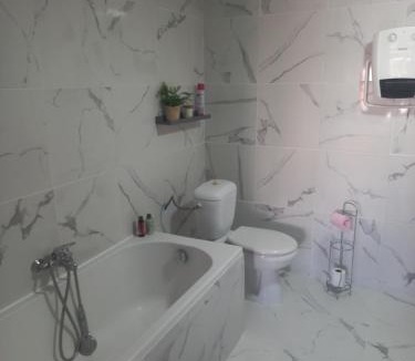 Lunel House | Villa provençale 10 mn des plages