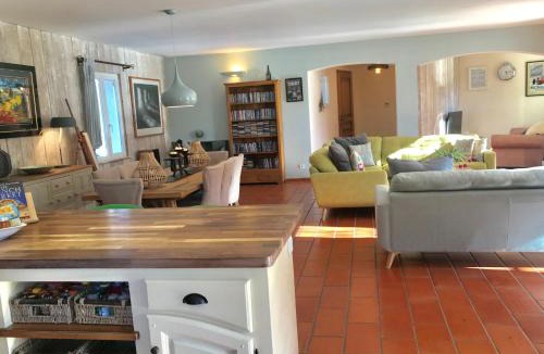 Vercoiran Villa | Villa provençale moderne