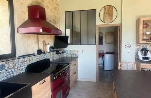 Salon-de-Provence Villa | VILLA PROVENCALE