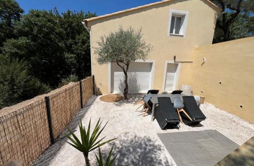 Sollies-Toucas Villa | Villa Provence Méditerranée