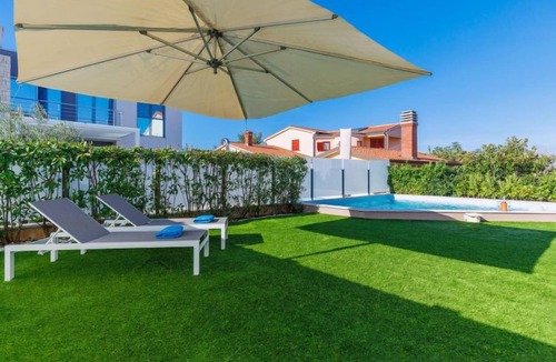 Basanija House | Villa Pura Vida by Interhome