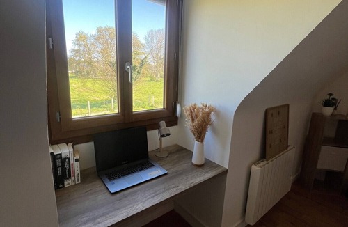 Aucaleuc House | Villa "Quiet House near Dinan" with Private Terrace, Garden, and Wi-Fi