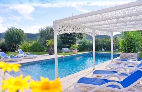 Bagnols-en-Foret Villa | Villa Quietude