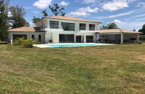 Cenac House | Villa Récente d Architecte au Cœur des Vignes