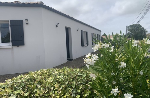 Semussac Villa | Villa Récente Proche Royan