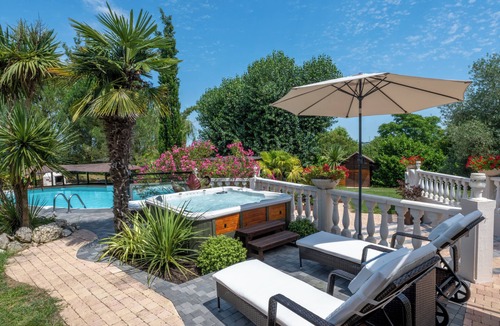 Montcabrier Villa | Villa Raffy Oasis D'exception