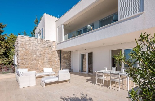 Primosten Villa | Villa Raja - Seven Bedroom Villa, Sleeps 14
