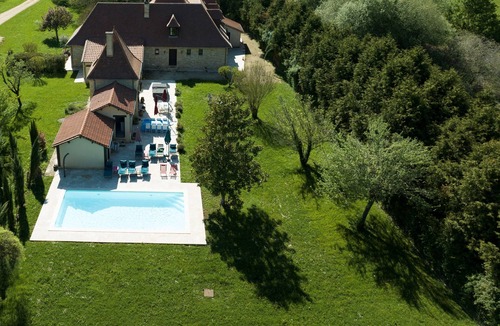 Monplaisant Villa | Villa Raunel