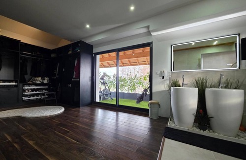 Reignier-Esery Villa | VILLA REEL