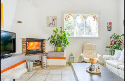 Greolieres Bed & Breakfast | Villa Regain Chambres et table d'hôtes