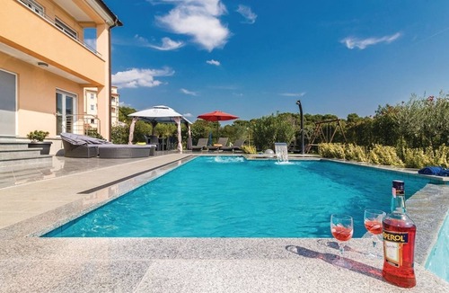 Vintijan Villa | Villa Relax - Pool, Sauna, Gym, Jacuzzi, Games