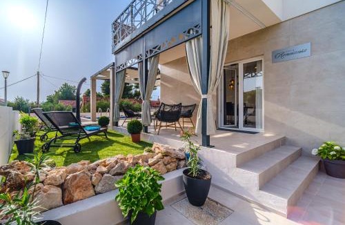 Cove Makarac (Milna) Villa | Villa Renesansa