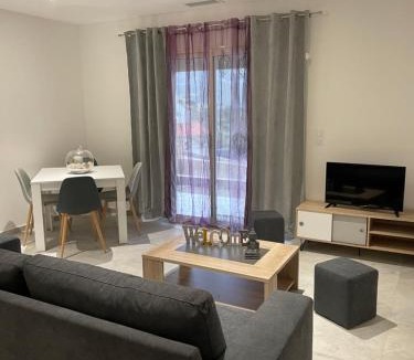 Patrimonio House | Villa Renzo