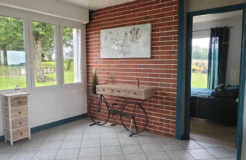 Neuilly-l'Hopital Villa | Villa Repos