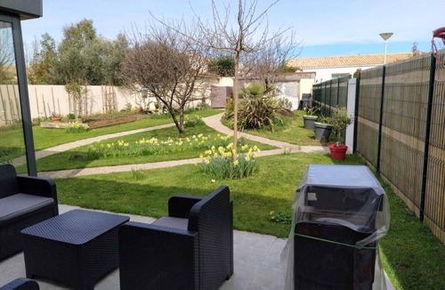 Lagord House | VILLA RESIDENTIAL AREA