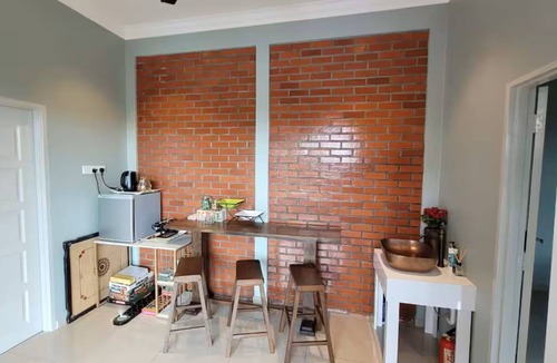 Kampung Jelatang Villa | Villa RI Homestay