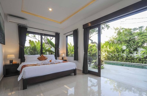 Sanur Villa | Villa Rindik w/Ricefield View