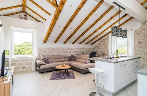 Slano Villa | Villa Ro-Ma - Three Bedroom Villa with Terrace and Sea View