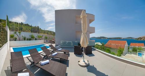 Podglavica Apartment | Villa Rogoznica