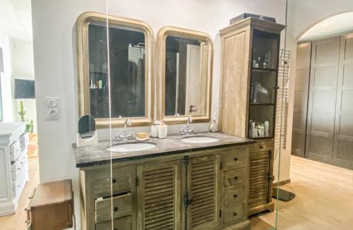 Cornillon Villa | Villa Romana