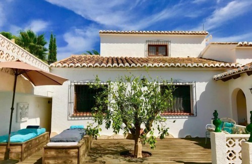 Arnella House | Villa Romantica by Interhome