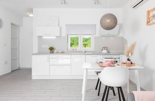 Zupanici House | Villa Romantica by Interhome