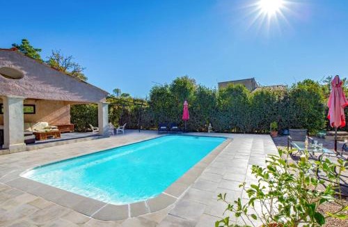 Callian Villa | Villa Romarin by Villa Plus
