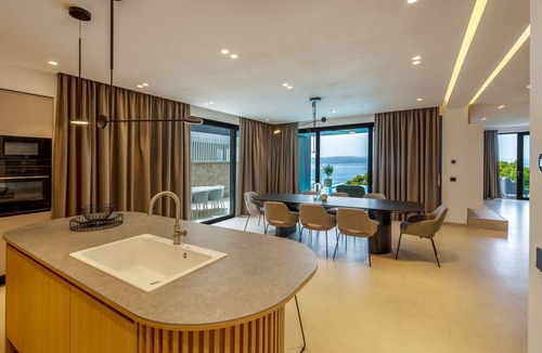 Baska Voda Villa | Villa Rora - Four Bedroom Villa, Sleeps 8