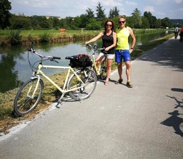 Escolives-Sainte-Camille Bed & Breakfast | Villa Rose