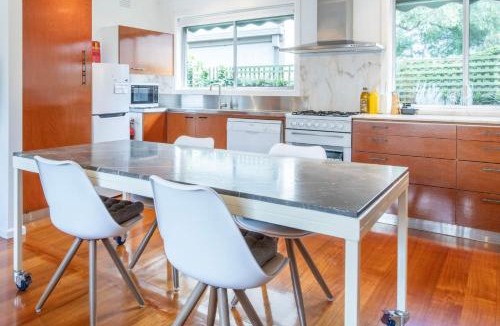 Brunswick East Apartment | Villa Rosa Brunswick East