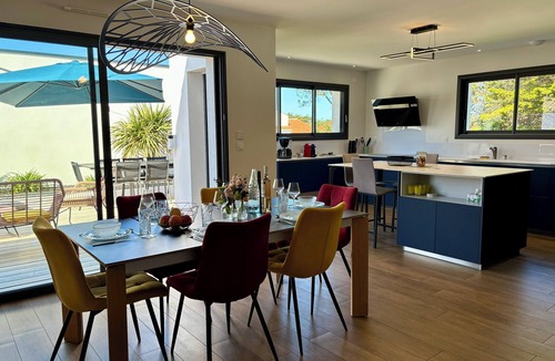 Bretignolles-sur-Mer Villa | Villa Rosemonde: Pool, Pétanque, Walk to Beach, Sleeps 8 in Brétignolles