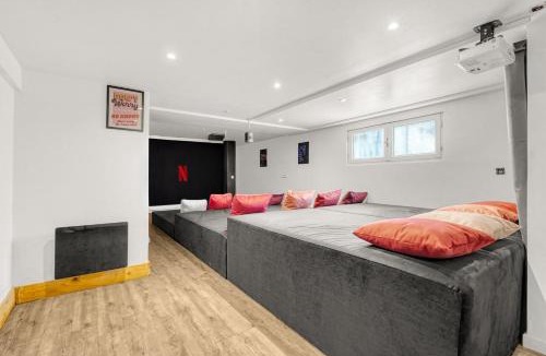 Saint-Jory Villa | Villa Rose - Padel - Piscine - Cinéma & Poker Room