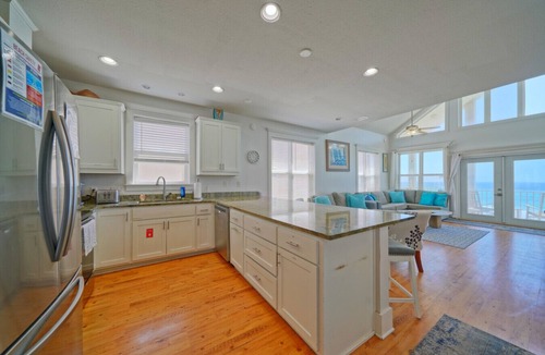 Fort Bay Condo | Villa Rosemary - Shared Pool & Tennis, Sleeps 18!