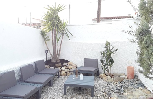 Roses Villa | Villa Roses near downtown and quiet beaches