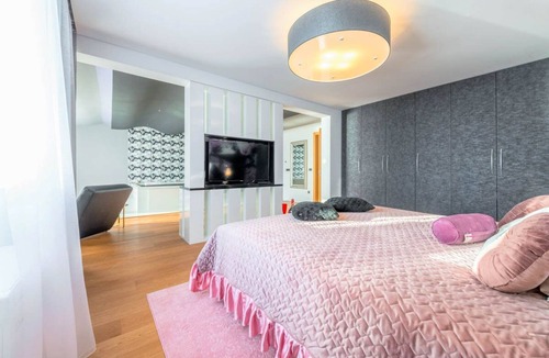 Lozica Villa | Villa Rosie - Five Bedroom Villa, Sleeps 10