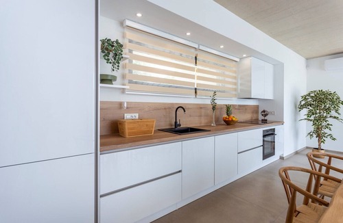 Smoljanci Villa | Villa Rossi with heated pool