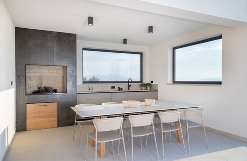 Ravni Villa | Villa rOvni with a stunning sea view and heated pool