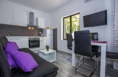 Rozat Apartment | Villa Roza - One-Bedroom Apartment