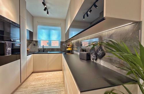 Kastel Novi Villa | Villa Rozzaria - 5 min from the beach/w hottub and heated pool