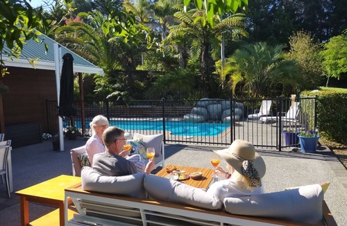 Warkworth Villa | Villa rural oasis with pool