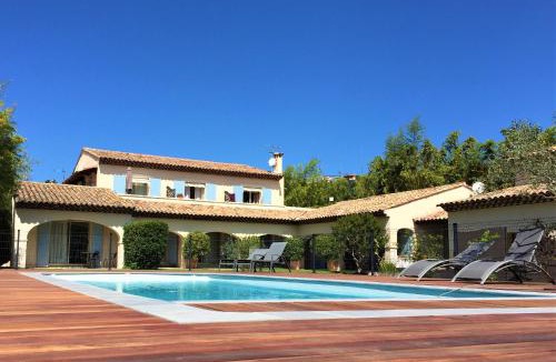 Greoux-les-Bains Apartment | Villa Sévigné