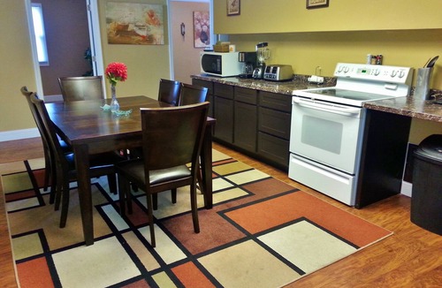 Eureka Villa | Villa's at Eureka Close Hidden Valley Ski Resort & St. Louis Attractions