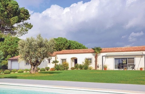 Saint-Laurent-d'Aigouze House | Villa Saint-Laurent-d'Aigouze, 4 bedrooms, 8 persons
